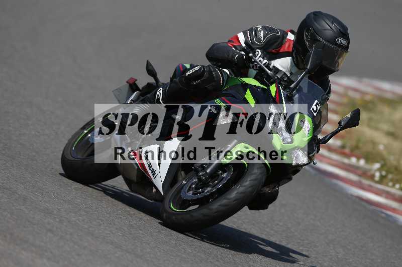 Archiv-2023/28 05.06.2023 Moto Club Anneau du Rhin/blanc-novice/5